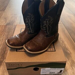 Smoky Mountain Kids' Brown and Black Western Boots